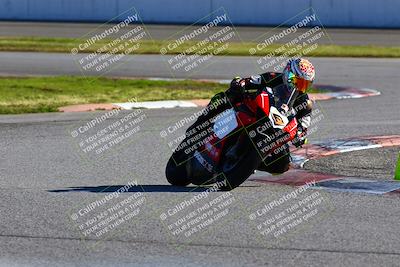 media/Jan-21-2023-Fastrack Riders (Sat) [[fcf3f88a30]]/Level 4/Session 6 Turn 13/